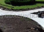 Бетонная подготовка для садовой дорожки из бетона и брусчатки. Рублево Успенское шоссе